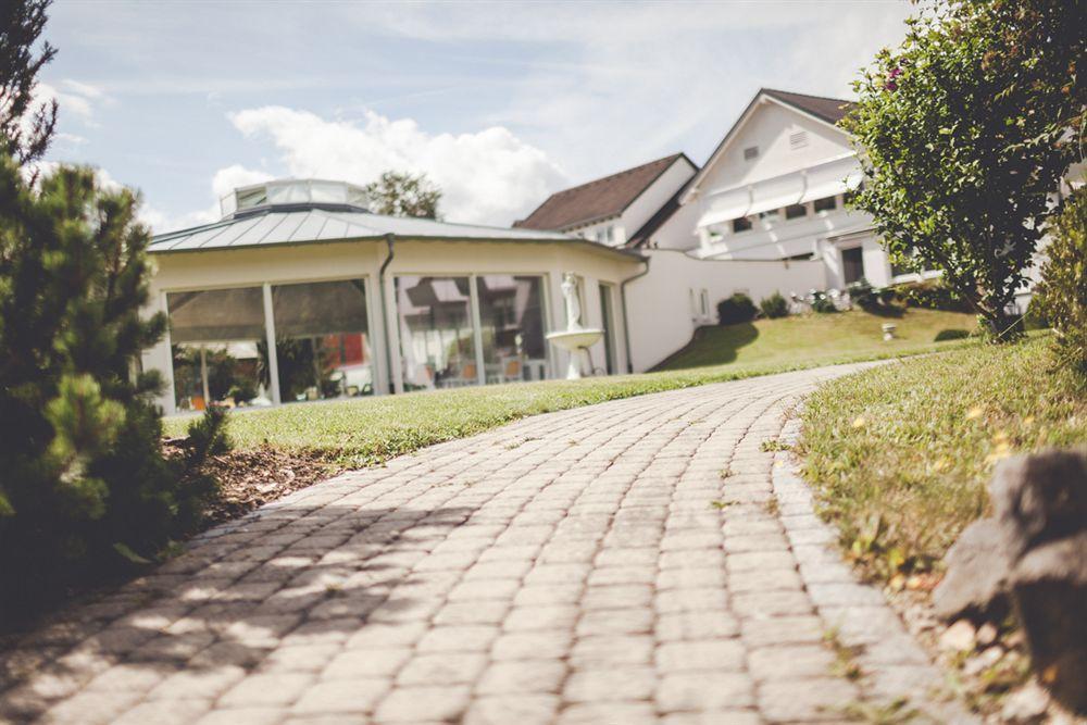 Hotel Traube Revital Wurmlingen Bagian luar foto